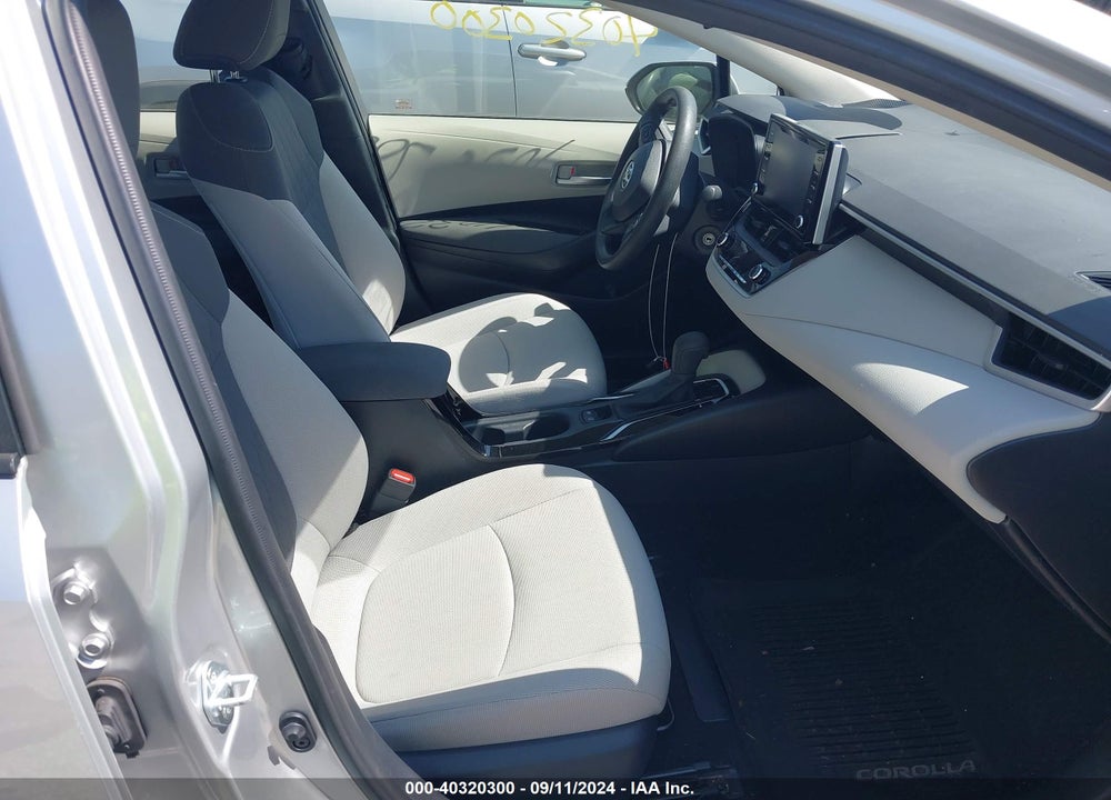 2020 TOYOTA COROLLA LE VIN: JTDEPRAE5LJ057051