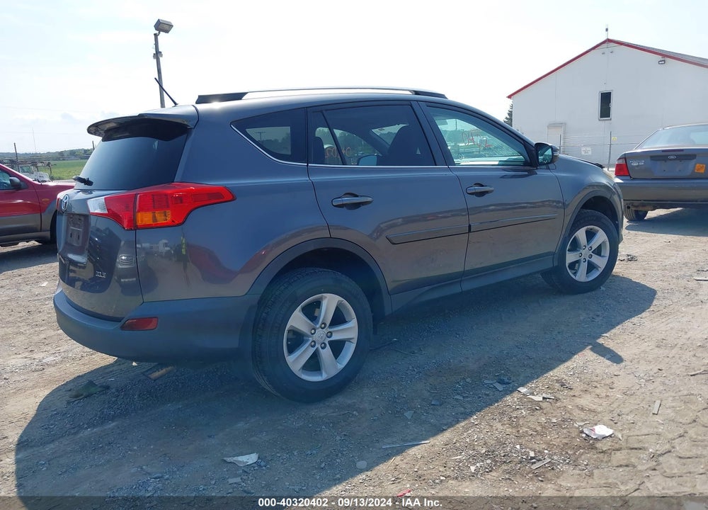 2014 TOYOTA RAV4 XLE VIN: 2T3WFREV2EW114991