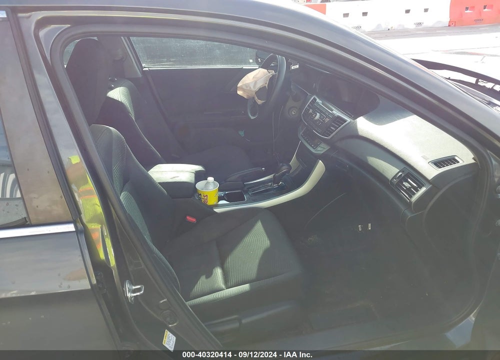 2015 HONDA ACCORD LX VIN: 1HGCR2F33FA103269