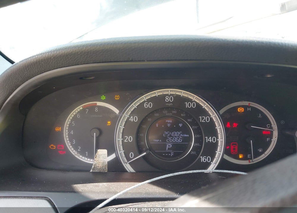 2015 HONDA ACCORD LX VIN: 1HGCR2F33FA103269