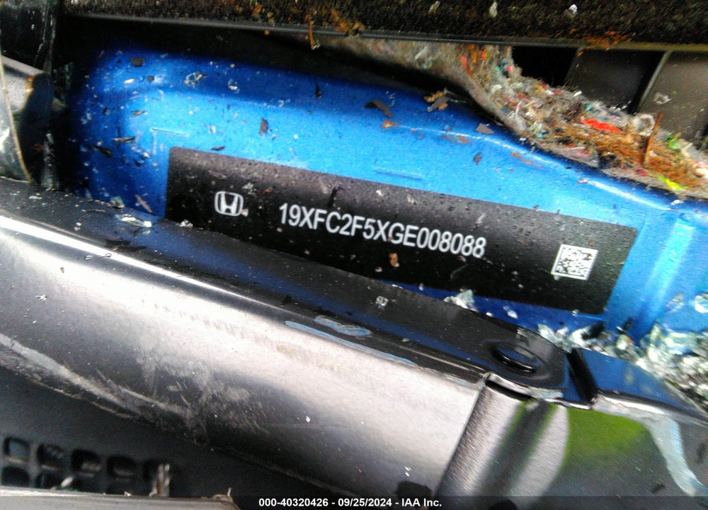 2016 HONDA CIVIC LX VIN: 19XFC2F5XGE008088