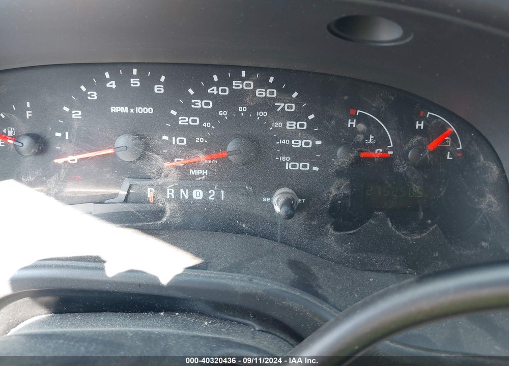 2005 FORD E-150 CHATEAU/XL/XLT VIN: 1FMRE11LX5HB45221