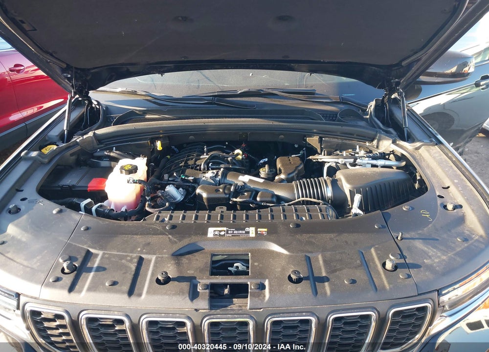 2023 JEEP GRAND CHEROKEE LAREDO 4X2 VIN: 1C4RJGAG8PC596217