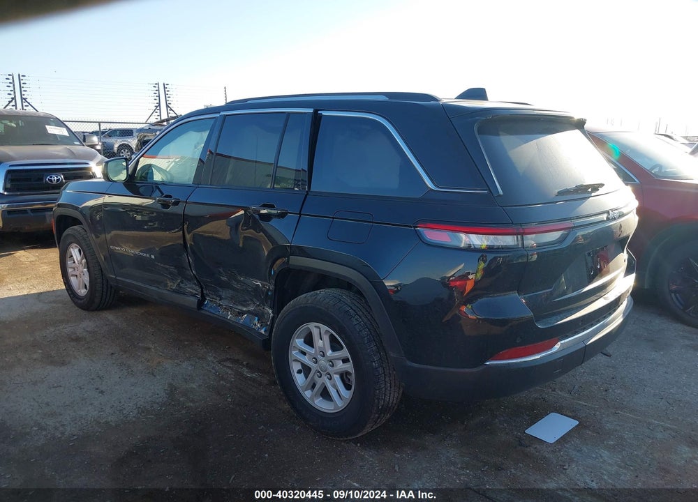 2023 JEEP GRAND CHEROKEE LAREDO 4X2 VIN: 1C4RJGAG8PC596217