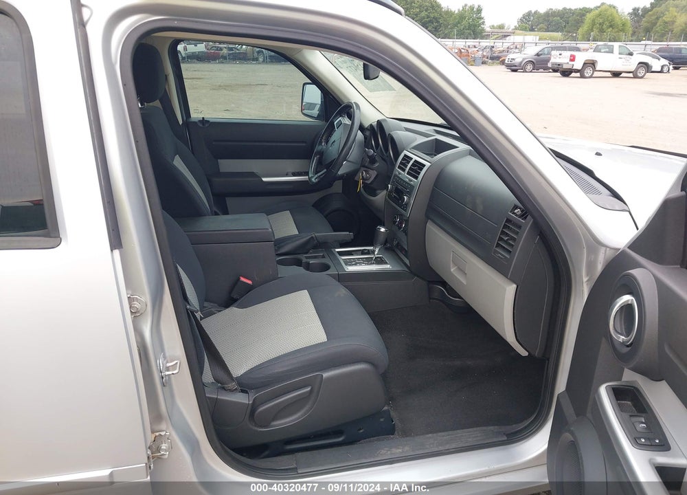 2010 DODGE NITRO SXT VIN: 1D4PU5GK7AW130477