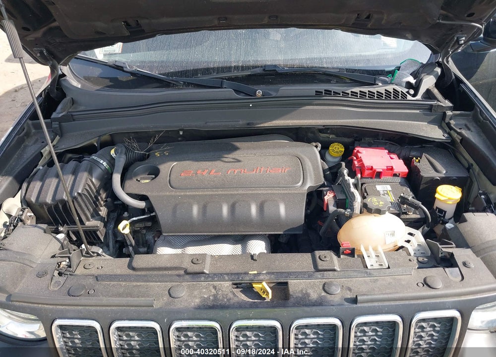 2019 JEEP RENEGADE LATITUDE FWD VIN: ZACNJABB5KPK83223