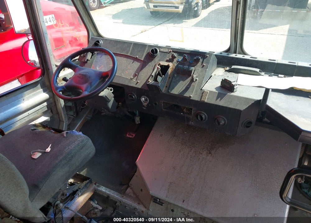 2009 WORKHORSE CUSTOM CHASSIS COMMERCIAL CHASSIS W42 VIN: 5B4KPD27793435833