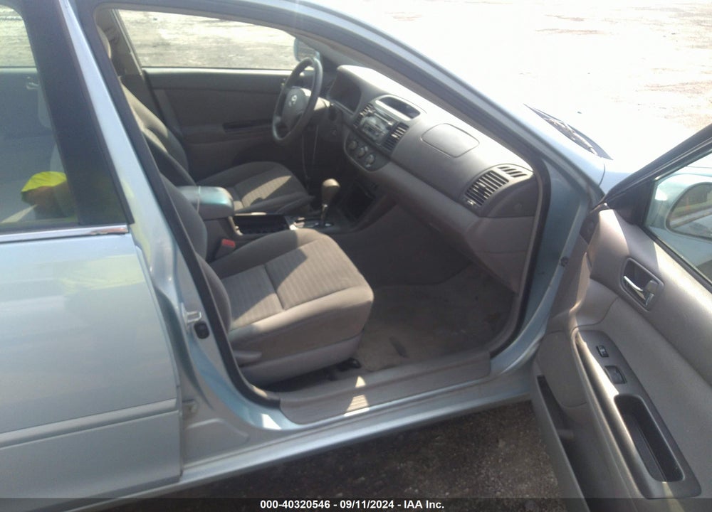2005 TOYOTA CAMRY LE VIN: 4T1BE32K35U947135