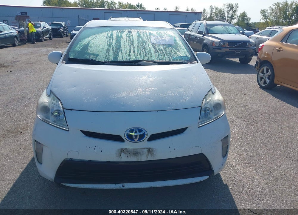 2014 TOYOTA PRIUS ONE VIN: JTDKN3DU2E1818047