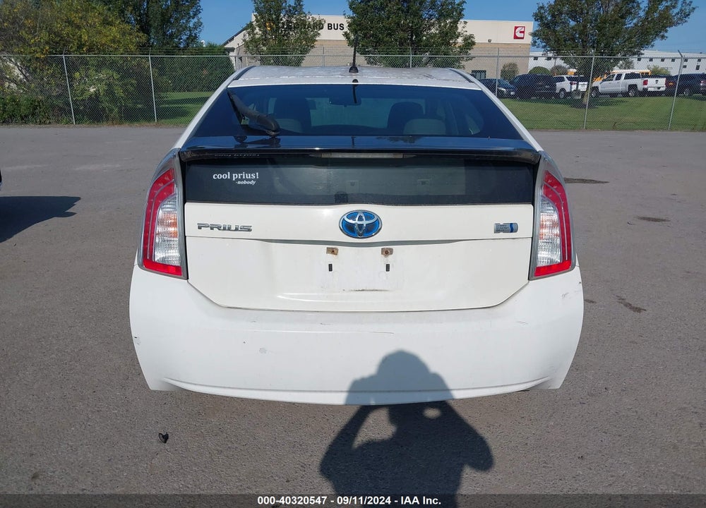 2014 TOYOTA PRIUS ONE VIN: JTDKN3DU2E1818047