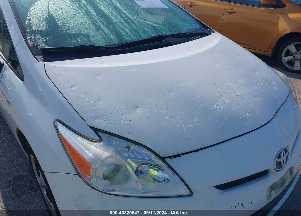 2014 TOYOTA PRIUS ONE VIN: JTDKN3DU2E1818047