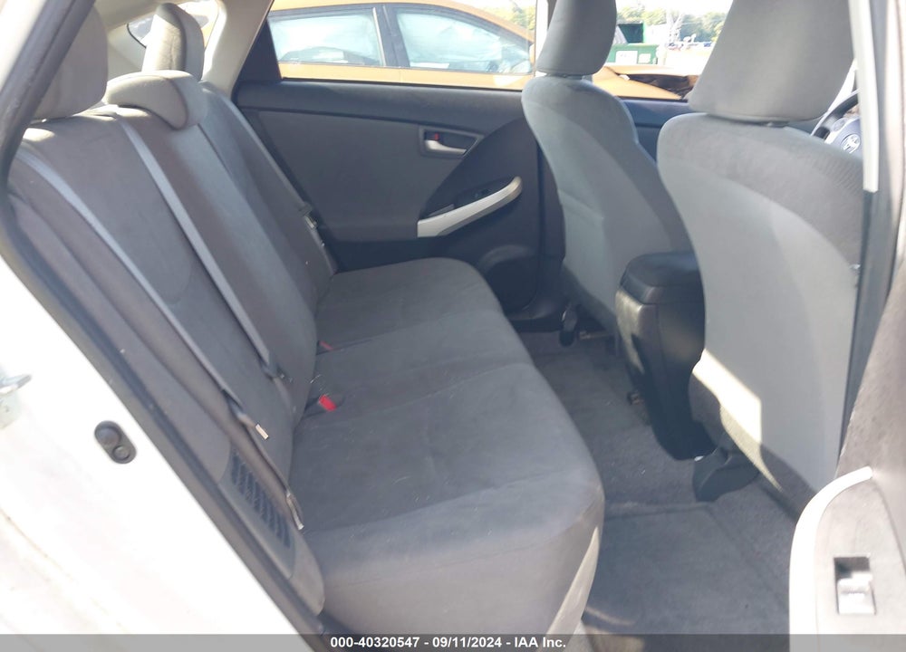 2014 TOYOTA PRIUS ONE VIN: JTDKN3DU2E1818047