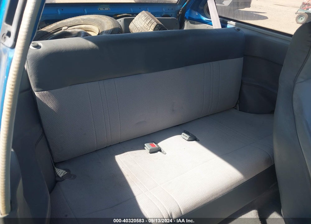 1990 GEO METRO LSI SPRINT CL VIN: 2C1MR2466L6013412