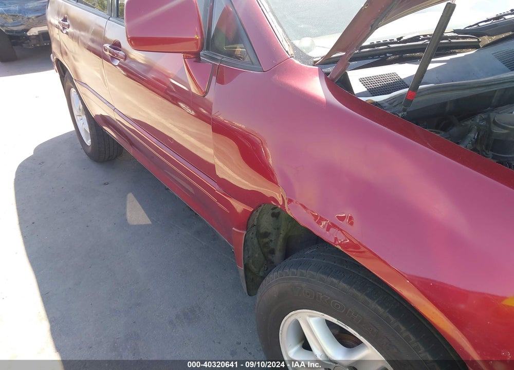 2000 LEXUS RX 300 VIN: JT6GF10U9Y0073621