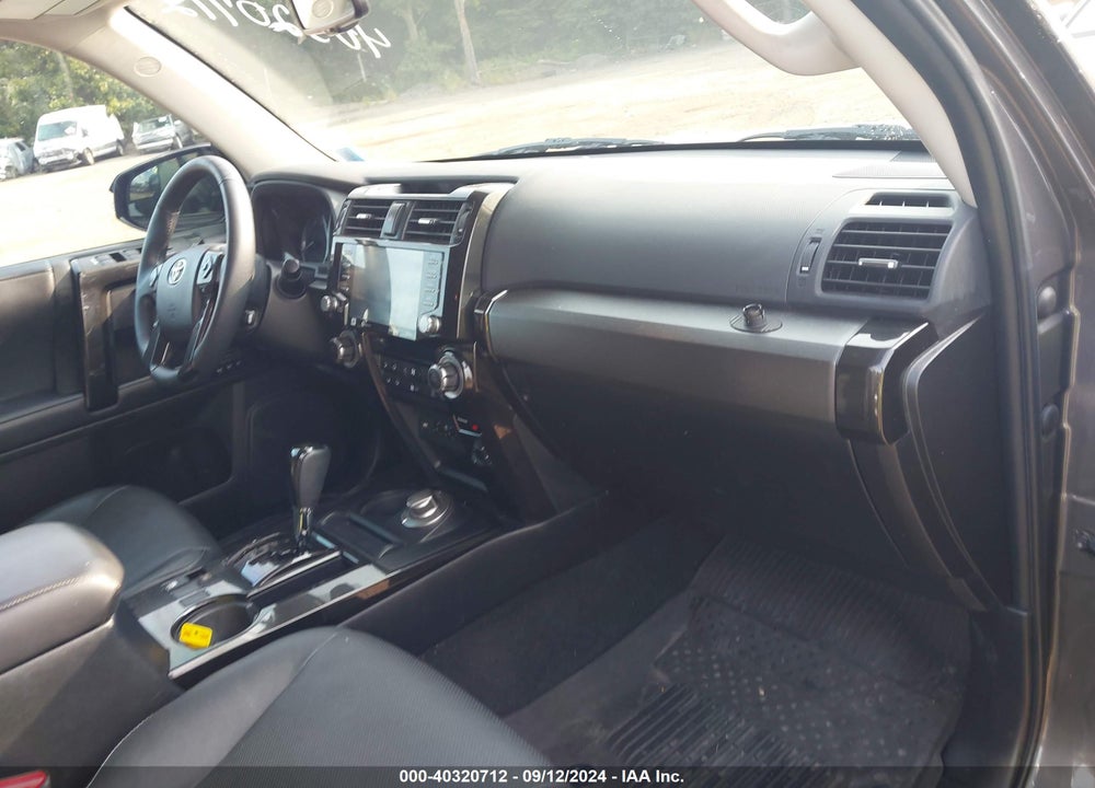 2021 TOYOTA 4RUNNER NIGHTSHADE SPECIAL EDITION VIN: JTEJU5JR8M5958116