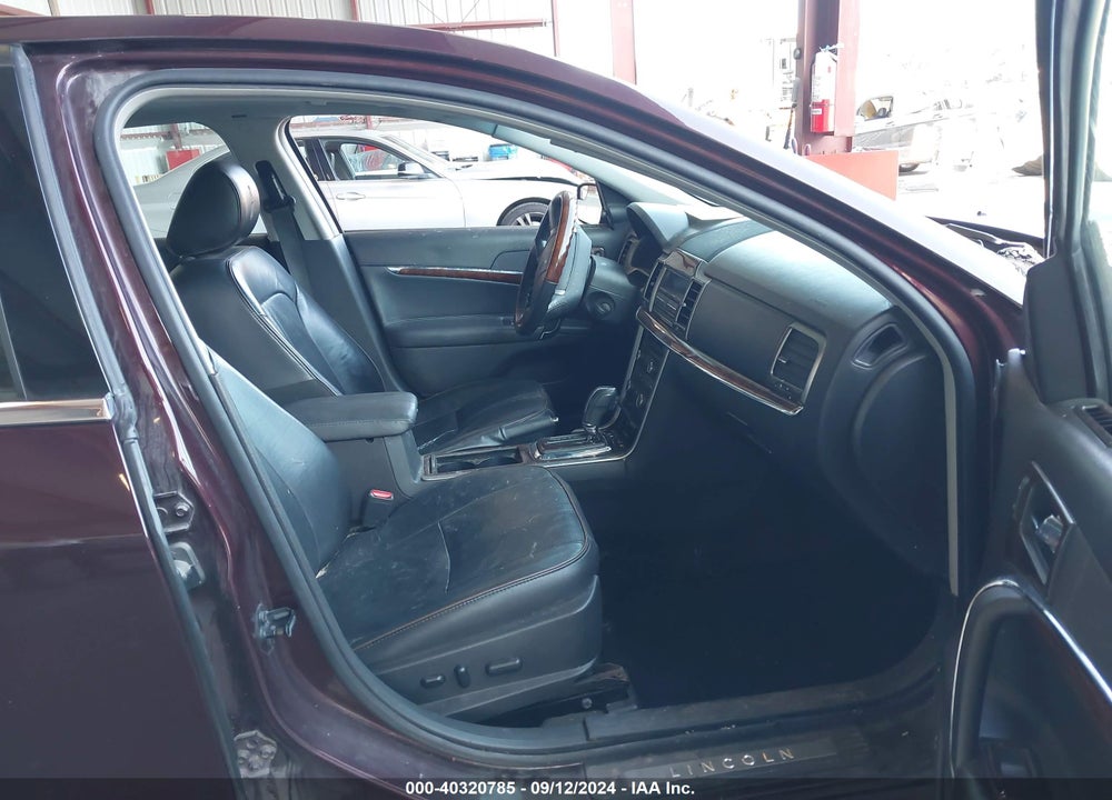 2011 LINCOLN MKZ HYBRID VIN: 3LNDL2L33BR752784