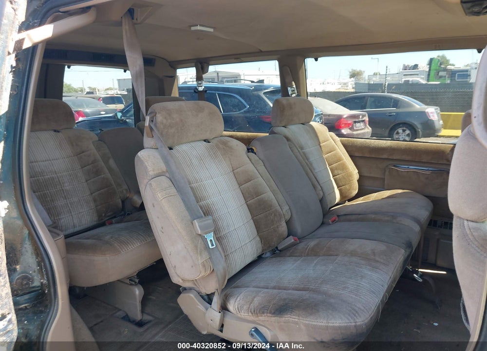1994 GMC SAFARI XT VIN: 1GKDM19W4RB547068