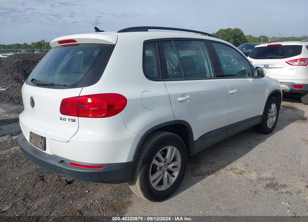 2015 VOLKSWAGEN TIGUAN VIN: WVGAV7AX1FW583691
