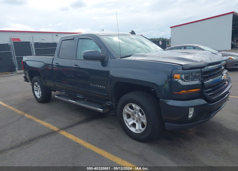 2017 CHEVROLET SILVERADO 1500 2LT VIN: 1GCVKRECXHZ360133