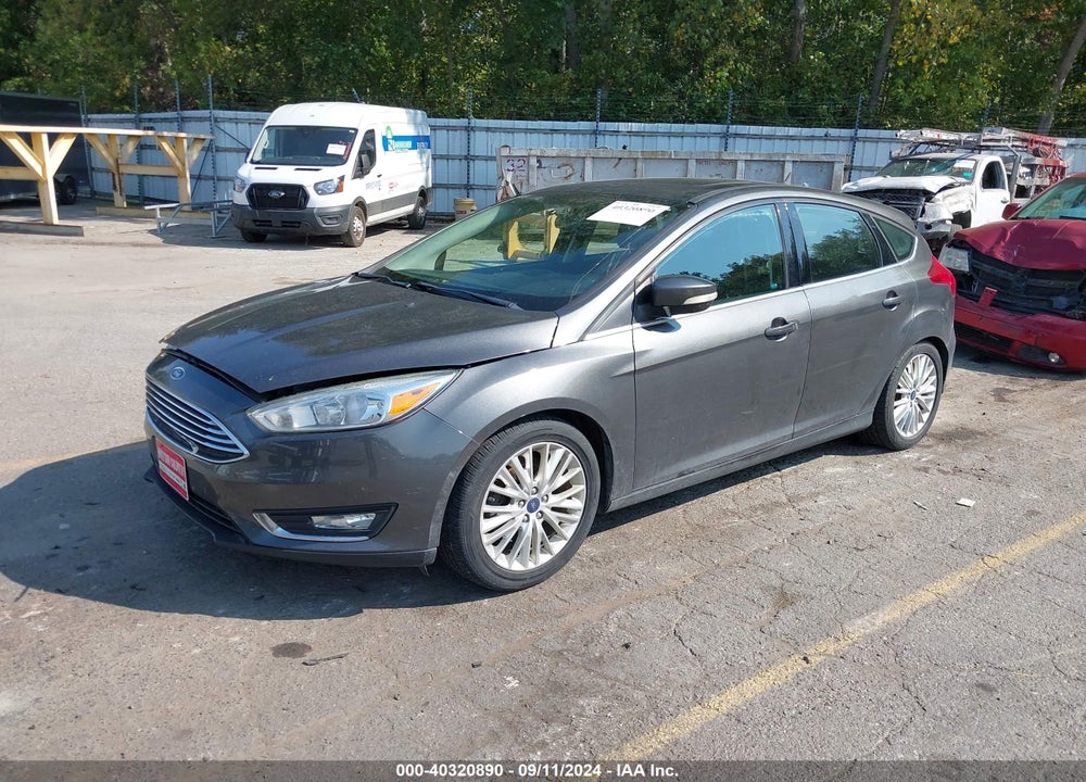 2015 FORD FOCUS TITANIUM VIN: 1FADP3N28FL230276