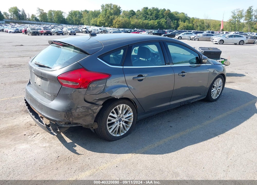 2015 FORD FOCUS TITANIUM VIN: 1FADP3N28FL230276