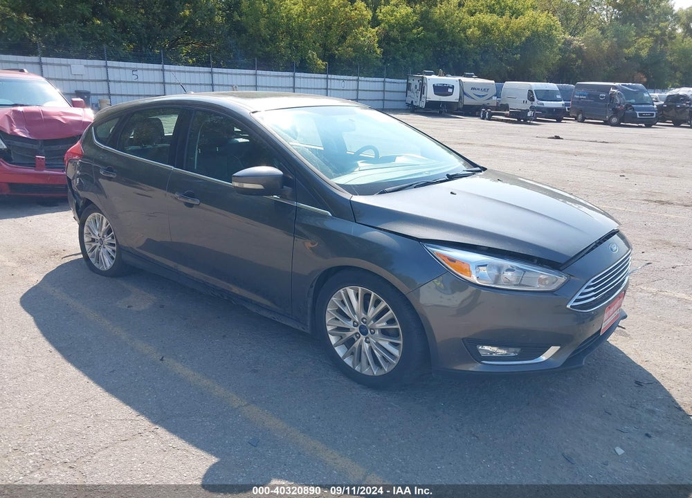2015 FORD FOCUS TITANIUM VIN: 1FADP3N28FL230276