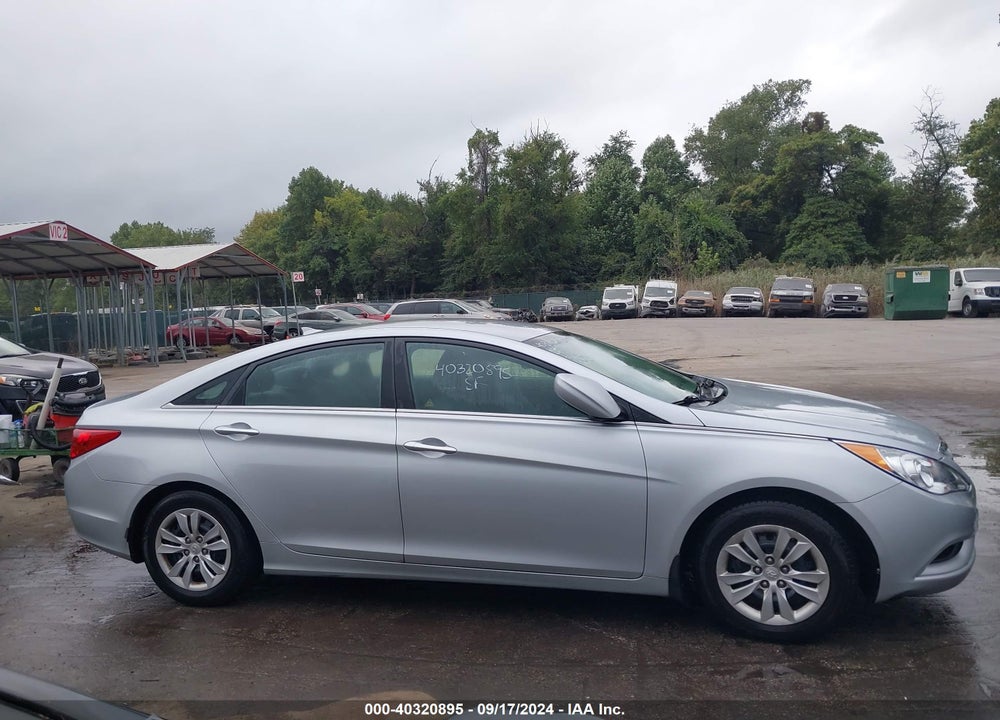 2013 HYUNDAI SONATA GLS VIN: 5NPEB4AC6DH527758