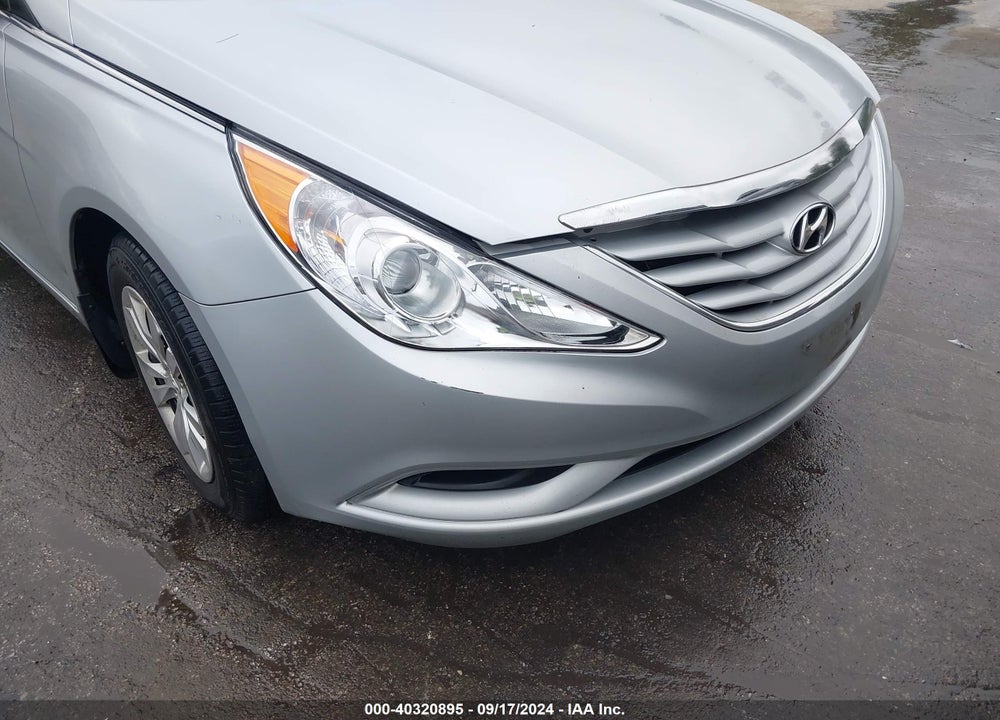 2013 HYUNDAI SONATA GLS VIN: 5NPEB4AC6DH527758