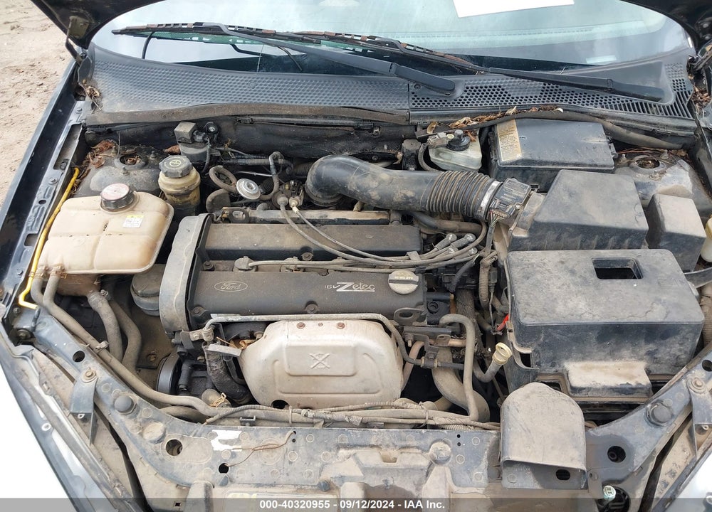 2002 FORD FOCUS ZTS VIN: 1FAFP383X2W146403