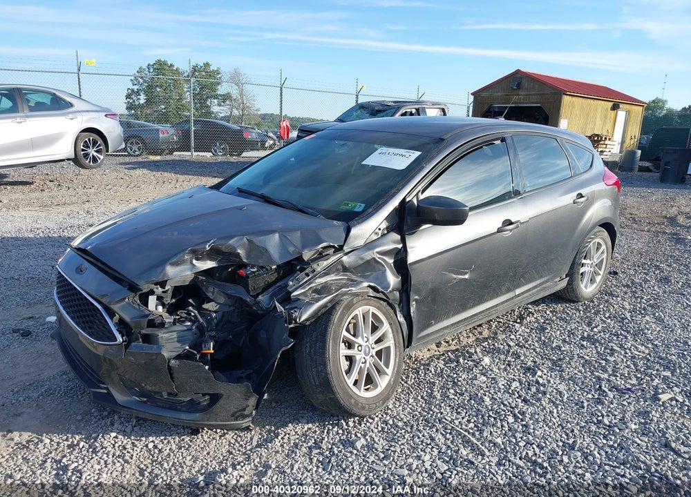 2018 FORD FOCUS SE VIN: 1FADP3K21JL309009