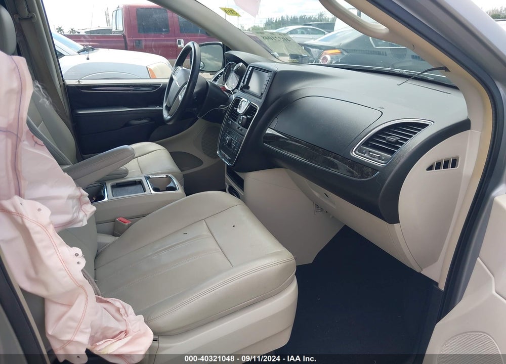 2014 CHRYSLER TOWN & COUNTRY TOURING VIN: 2C4RC1BG7ER464236