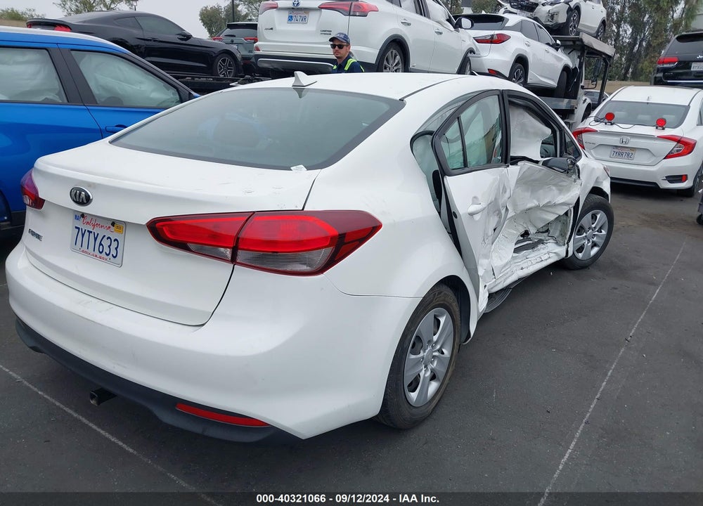 2017 KIA FORTE LX VIN: 3KPFK4A73HE140943