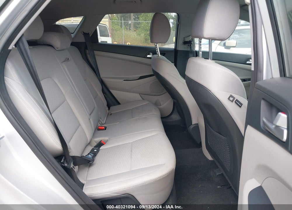2019 HYUNDAI TUCSON SE VIN: KM8J2CA40KU938508