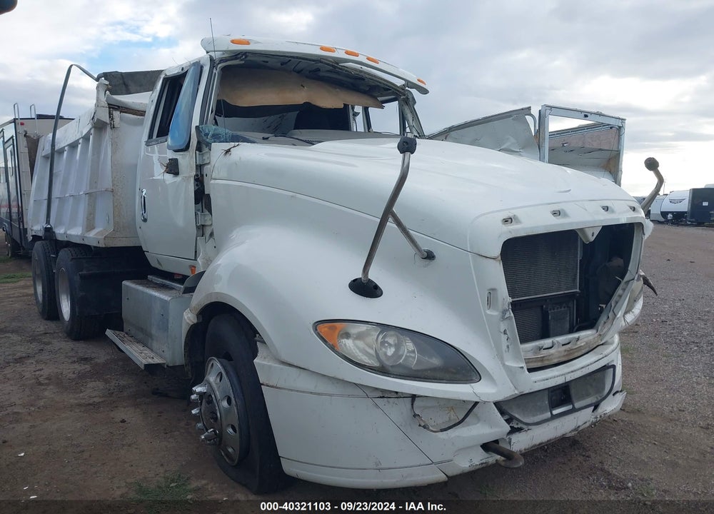 2015 INTERNATIONAL PROSTAR VIN: 3HSDJAPR7FN526609