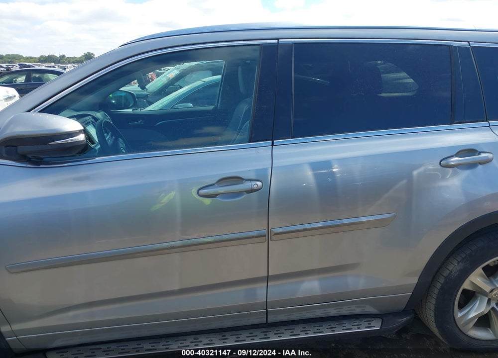 2015 TOYOTA HIGHLANDER LIMITED V6 VIN: 5TDYKRFH0FS088701