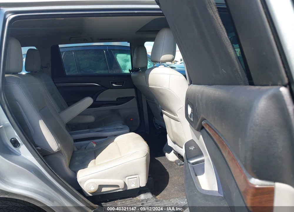 2015 TOYOTA HIGHLANDER LIMITED V6 VIN: 5TDYKRFH0FS088701