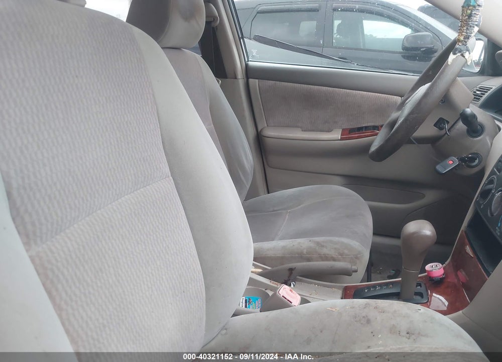 2008 TOYOTA COROLLA LE VIN: 1NXBR32EX8Z001679