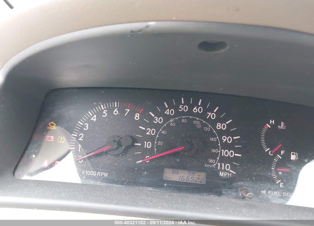 2008 TOYOTA COROLLA LE VIN: 1NXBR32EX8Z001679