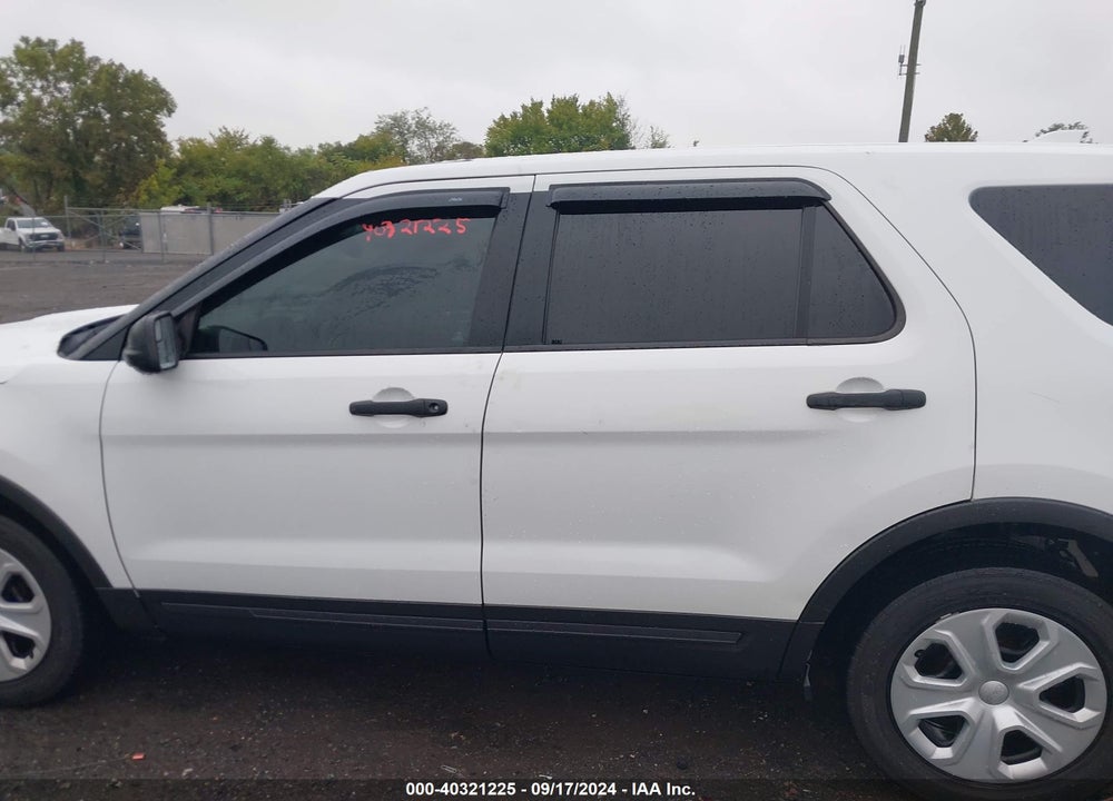 2016 FORD UTILITY POLICE INTERCEPTOR VIN: 1FM5K8AR8GGA20618