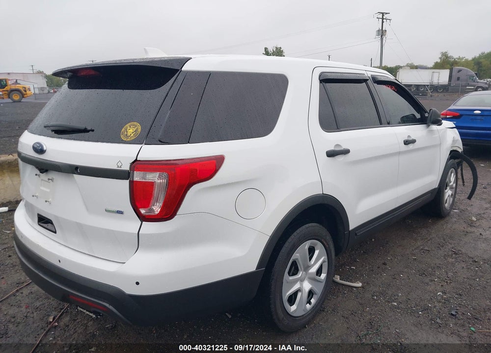 2016 FORD UTILITY POLICE INTERCEPTOR VIN: 1FM5K8AR8GGA20618