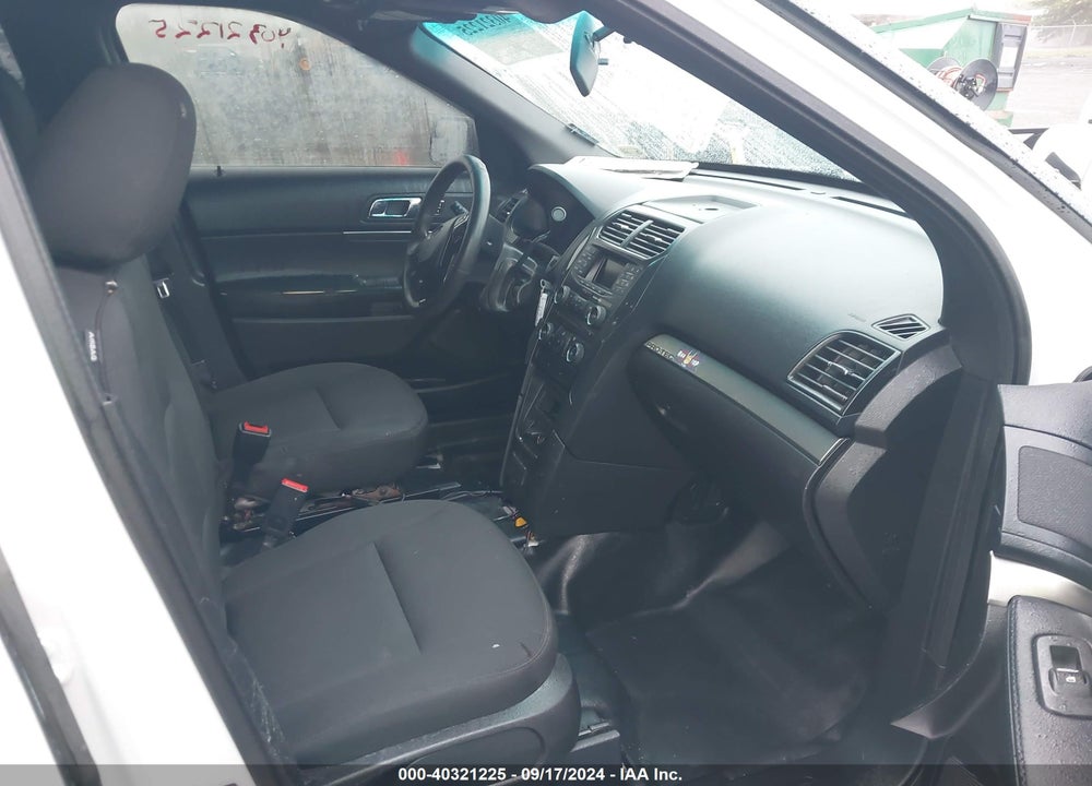 2016 FORD UTILITY POLICE INTERCEPTOR VIN: 1FM5K8AR8GGA20618