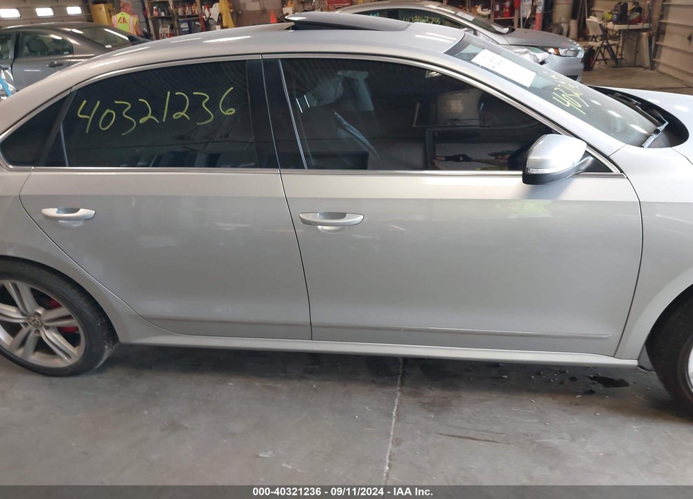2015 VOLKSWAGEN PASSAT 2.0L TDI SEL PREMIUM VIN: 1VWCV7A34FC081346