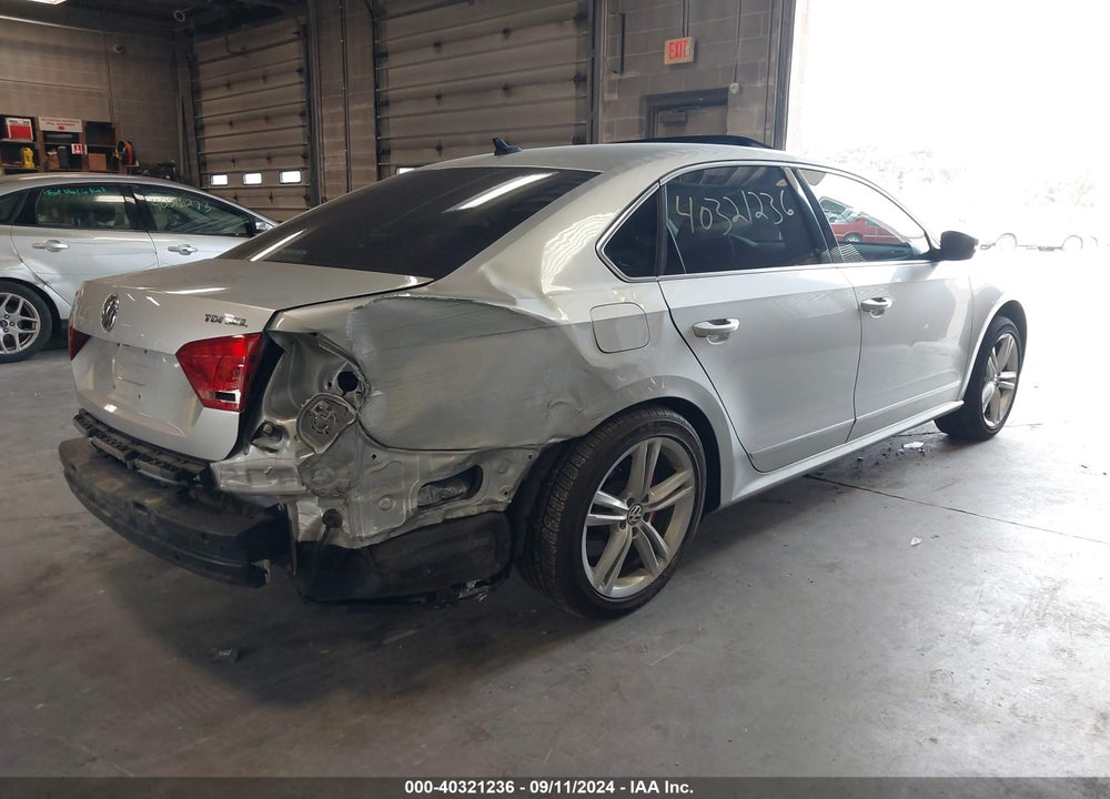 2015 VOLKSWAGEN PASSAT 2.0L TDI SEL PREMIUM VIN: 1VWCV7A34FC081346