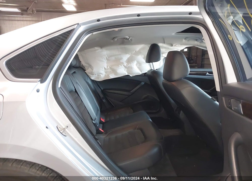 2015 VOLKSWAGEN PASSAT 2.0L TDI SEL PREMIUM VIN: 1VWCV7A34FC081346