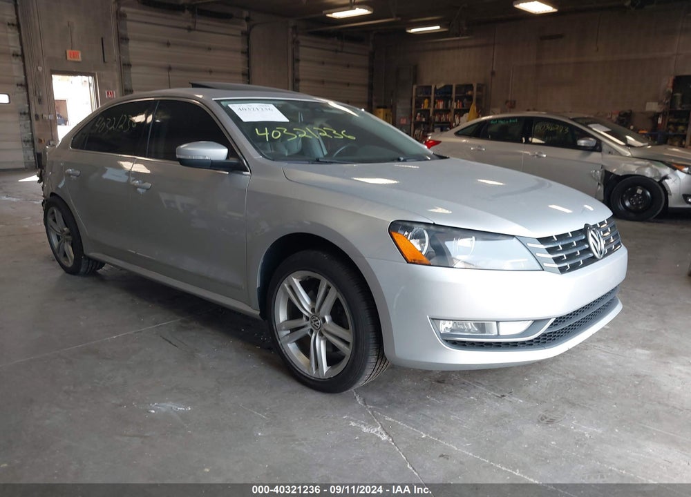 2015 VOLKSWAGEN PASSAT 2.0L TDI SEL PREMIUM VIN: 1VWCV7A34FC081346