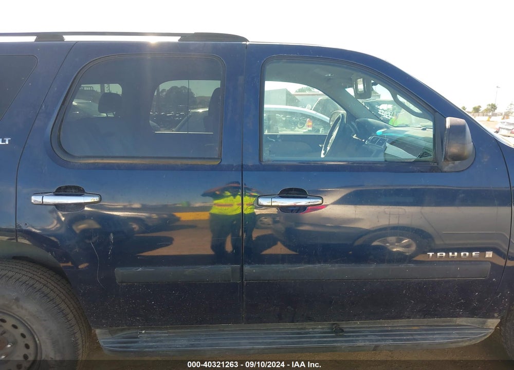 2007 CHEVROLET TAHOE LT VIN: 1GNFC13J77R219160