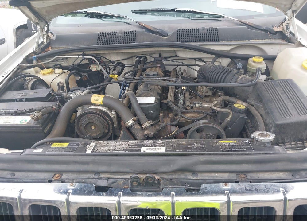 1996 JEEP GRAND CHEROKEE LAREDO VIN: 1J4GZ58S2TC349049