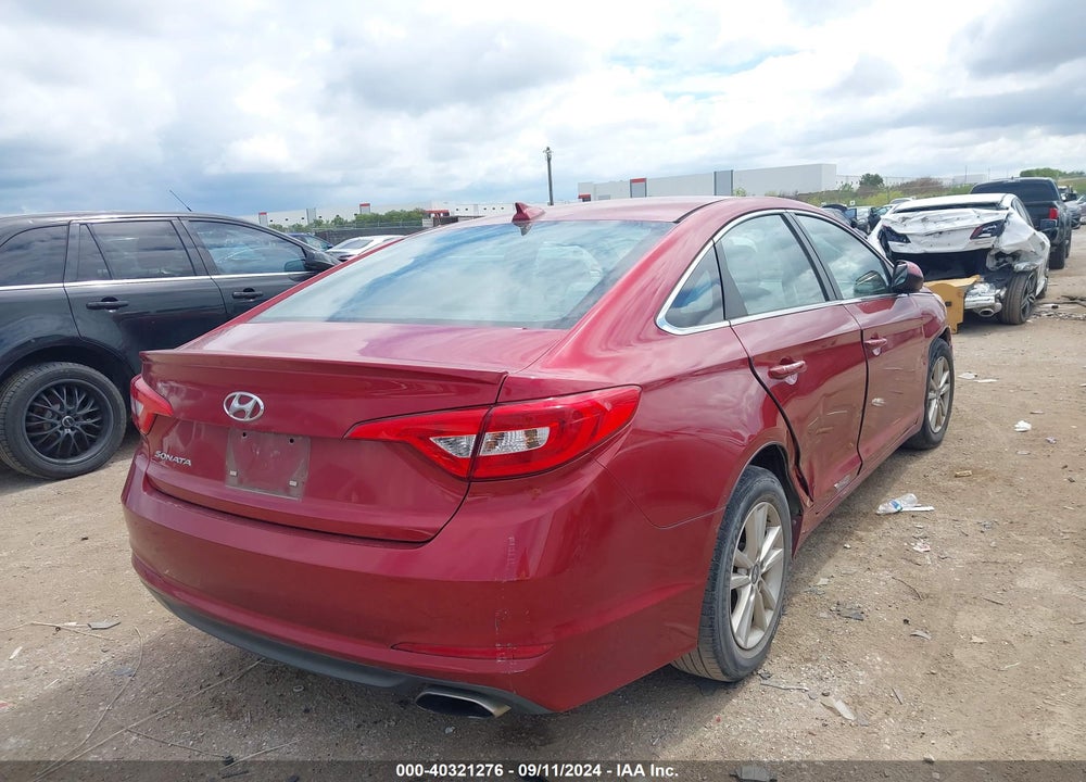 2015 HYUNDAI SONATA SE VIN: 5NPE24AF8FH100403