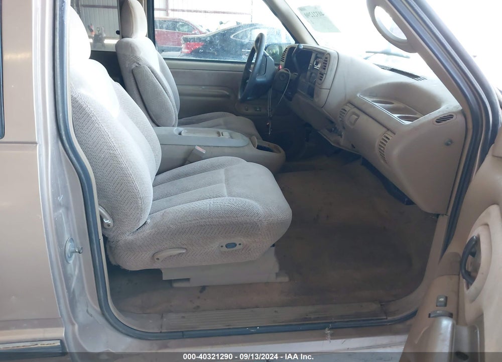 1995 CHEVROLET GMT-400 C1500 VIN: 2GCEC19K4S1218442