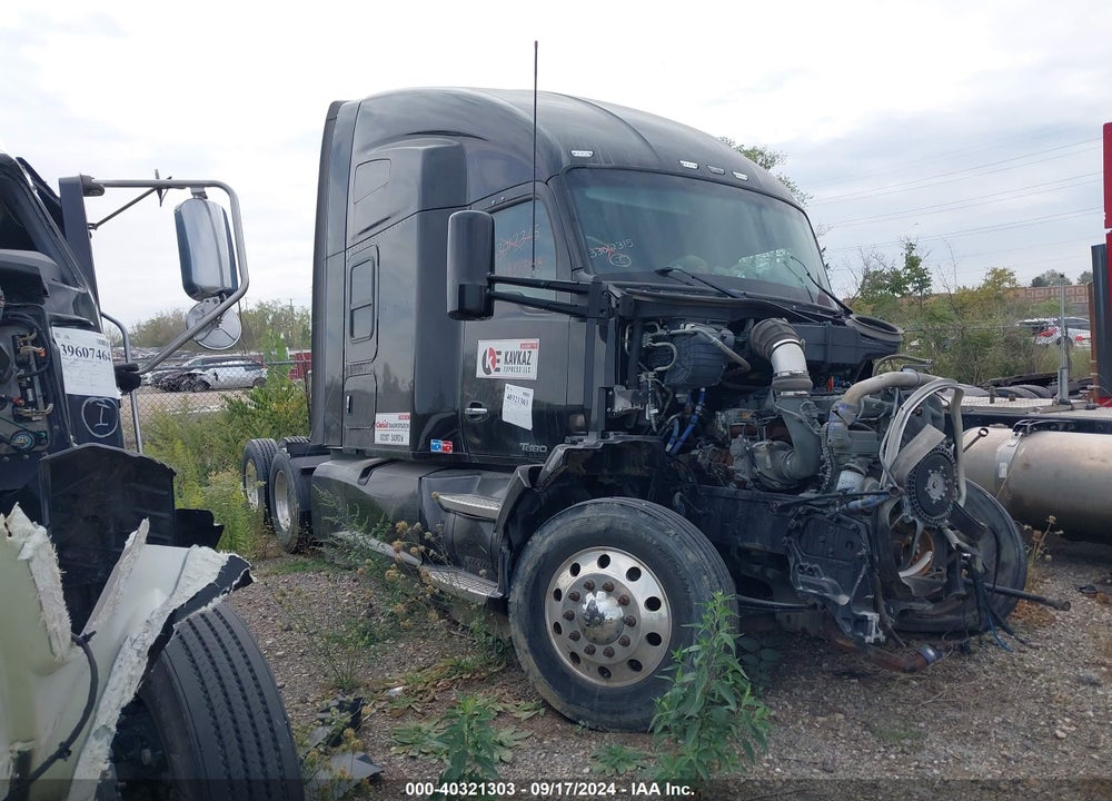 2017 KENWORTH T680 VIN: 1XKYDP9X3HJ121955